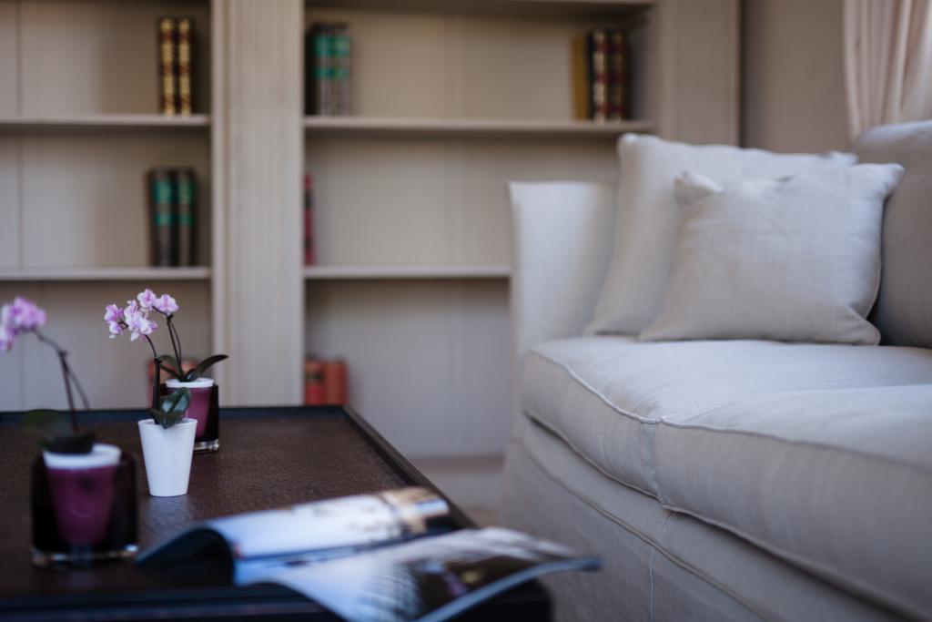 Kometa Suites & Apartments فلورنس الغرفة الصورة