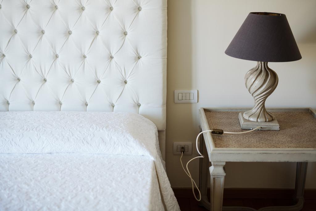 Kometa Suites & Apartments فلورنس الغرفة الصورة